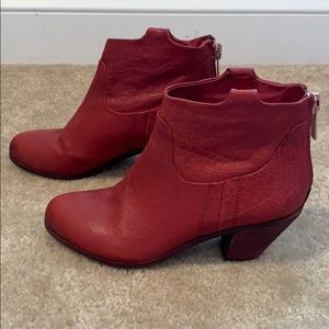 Like-new Sam Edelman “Lisle” Booties, size 8
